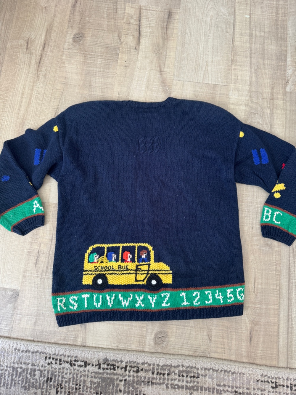 Marisa Christina Vintage Teacher School Theme Sweater Size large - Picture 5 of 5